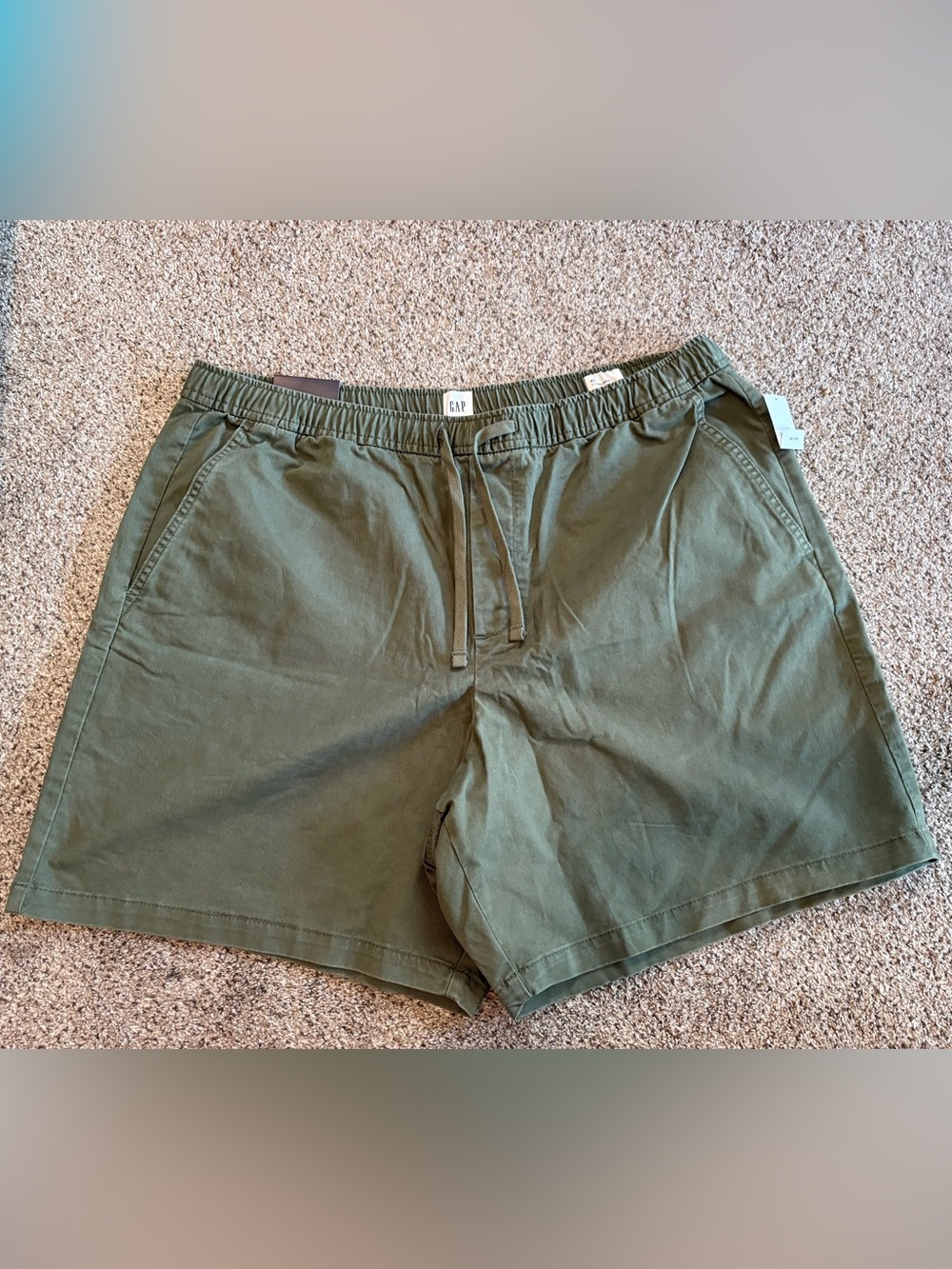 NWT GAP Men's 7" Easy Short Olive Green Size XL